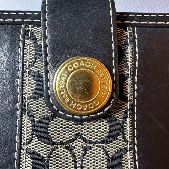 Coach Wallet - Picture 2 of 6